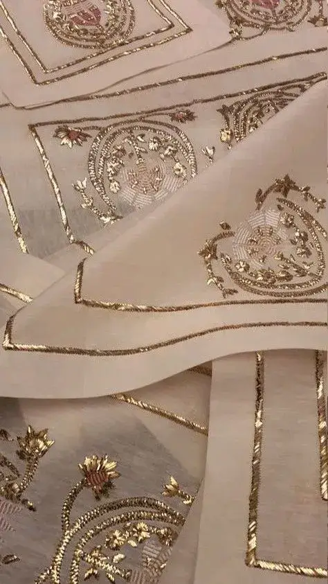 Tamraa craft detail 32
